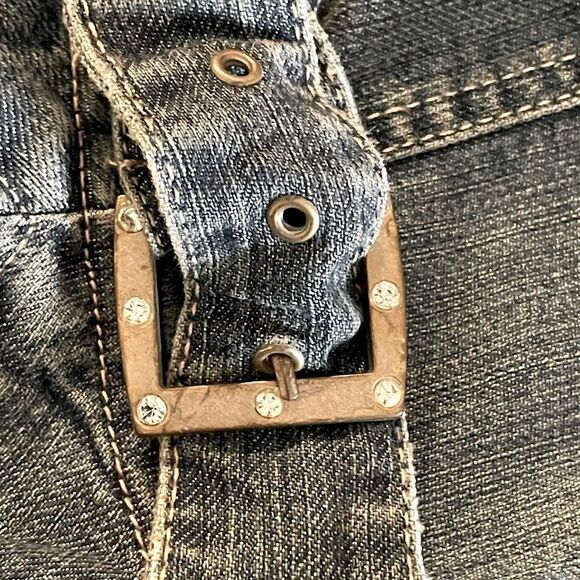 New! Bandolino Blu Distressed Denim Jacket. Size Medium. - Picture 4 of 5